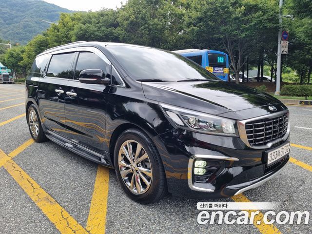 Kia Carnival Gasoline 7-Seater Limousine President — пробег 169 237 км — фото 5 из 5