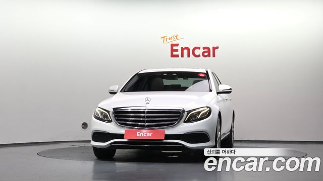 Mercedes-Benz E-Class из Кореи Encar