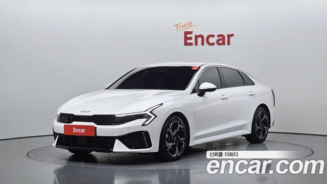 Kia K5 2.0 Signature — пробег 7 542 км — фото 1 из 5