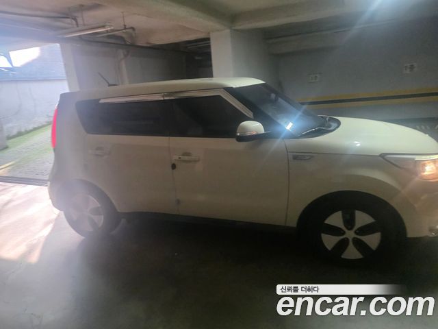 Kia Soul EV — пробег 56 000 км — фото 1 из 5