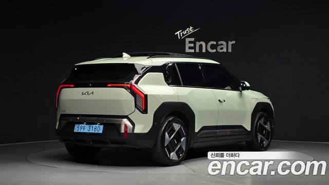 Kia EV3 из Кореи Encar