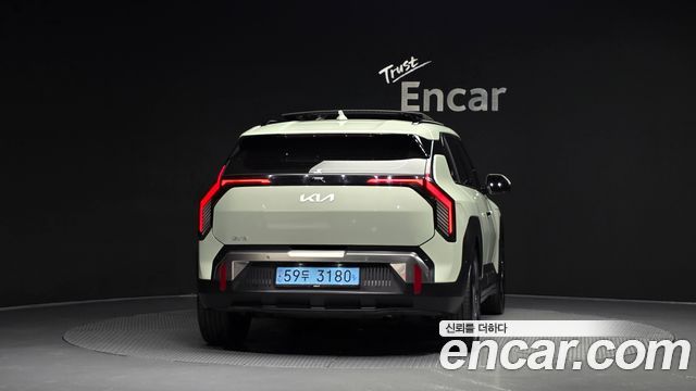 Kia EV3 из Кореи Encar