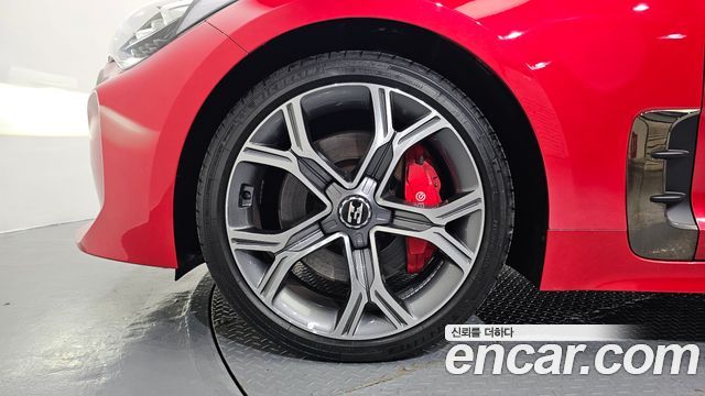 Kia Stinger из Кореи Encar