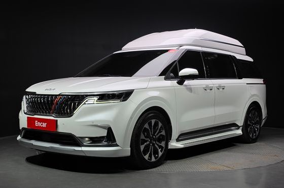 Kia Carnival Diesel 7-Seater Hi-Limousine Signature — пробег 59 573 км — фото 1 из 5