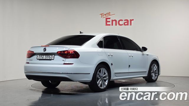 Volkswagen Passat из Кореи Encar
