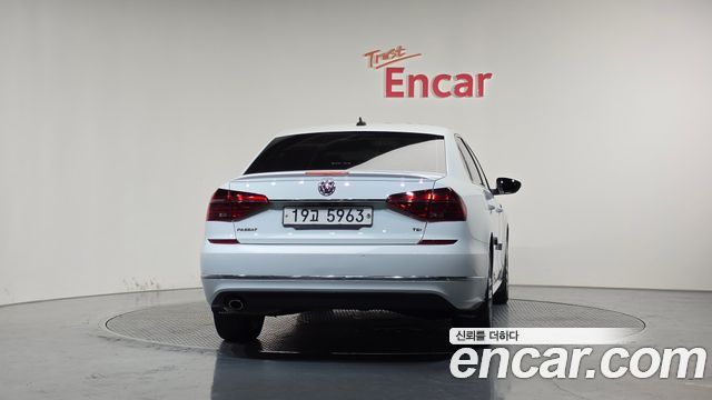 Volkswagen Passat из Кореи Encar