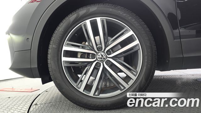 Volkswagen Tiguan из Кореи Encar