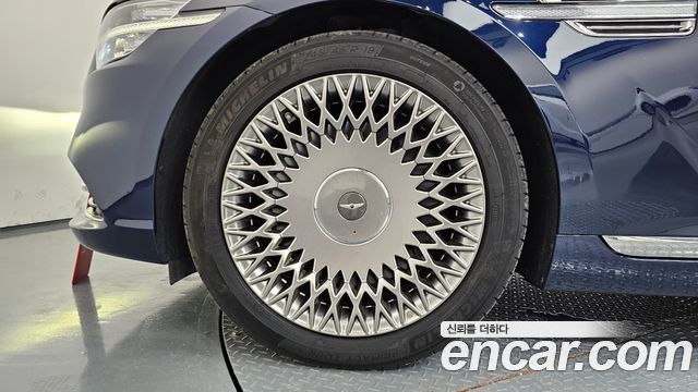 Genesis G90 из Кореи Encar