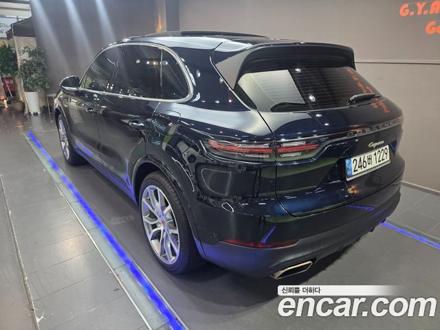 Porsche Cayenne 3.0 E-Hybrid — пробег 75 949 км — фото 2 из 5