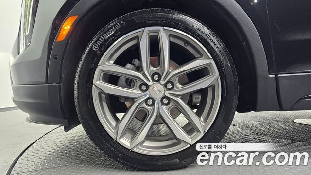 Cadillac XT4 2.0 Sport AWD — пробег 59 287 км — фото 5 из 5