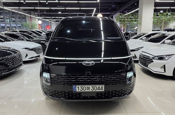 Hyundai Staria Tourer 9-Seater Modern — пробег 71 521 км — фото 1 из 5