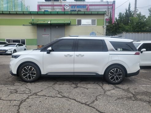 Kia Carnival Gasoline 9-Seater Noblesse — пробег 57 822 км — фото 3 из 5