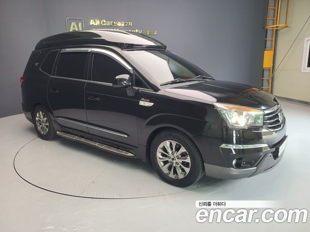 Ssangyong KORANDO 4WD Chateau 9-seater High-Limousine — пробег 163 000 км — фото 3 из 5