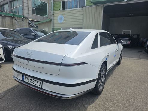Hyundai Grandeur 2,5 Gasoline 2WD Premium — пробег 31 932 км — фото 4 из 5