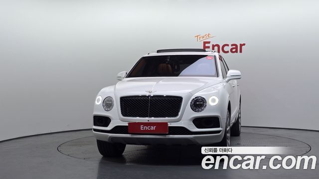 Bentley Bentayga 4.0 V8 — пробег 106 355 км — фото 3 из 5