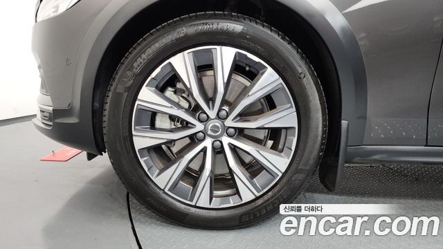 Volvo V90 из Кореи Encar
