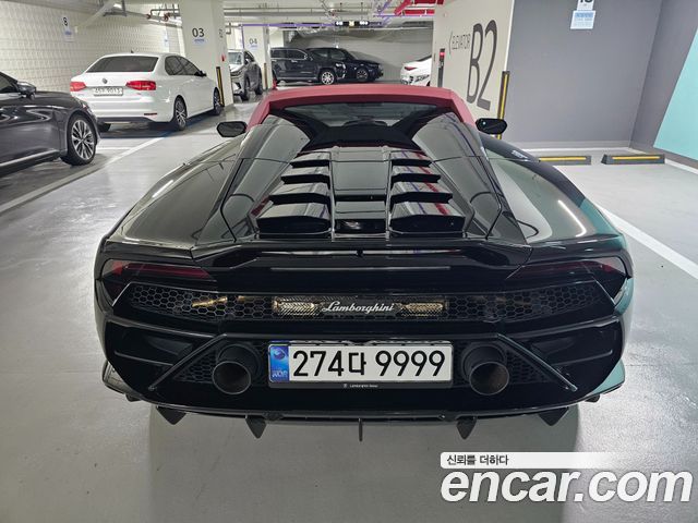 Lamborghini Huracan LP640-4 EVO Spyder — пробег 4 729 км — фото 4 из 5