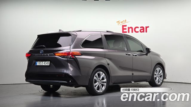 Toyota Sienna из Кореи Encar