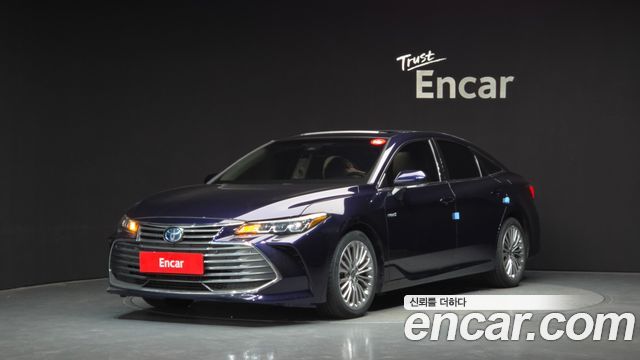 Toyota Avalon 2.5 Hybrid — пробег 68 590 км — фото 1 из 5