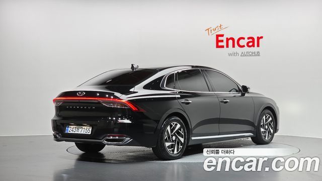 Hyundai Grandeur Premium Choice — пробег 141 290 км — фото 2 из 5