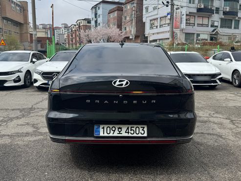 Hyundai Grandeur 2,5 Gasoline 2WD Calligraphy — пробег 24 028 км — фото 4 из 5