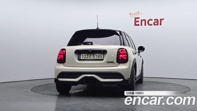 Mini Cooper из Кореи Encar