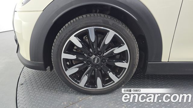 Mini Cooper из Кореи Encar