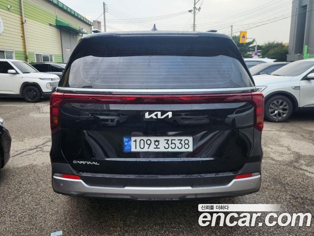 Kia Carnival Diesel 9-Seater Prestige — пробег 39 947 км — фото 4 из 5