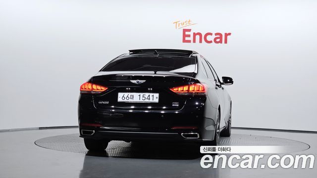 Hyundai Genesis из Кореи Encar