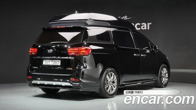 Kia Carnival 7-Seater Hi-Limousine President — пробег 138 938 км — фото 2 из 5