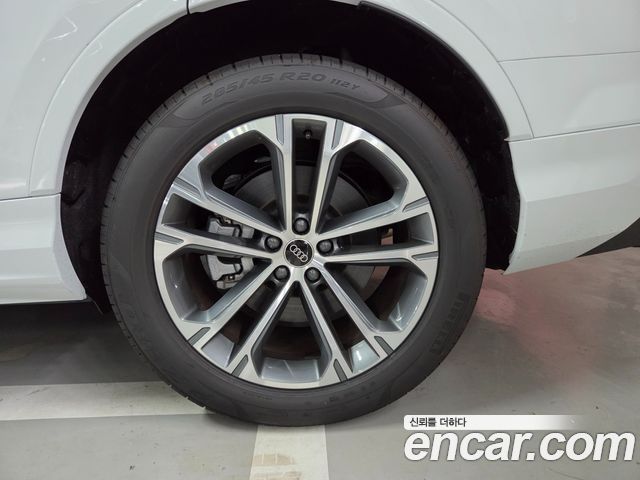 Audi Q7 55 TFSI Quattro — пробег 370 км — фото 5 из 5