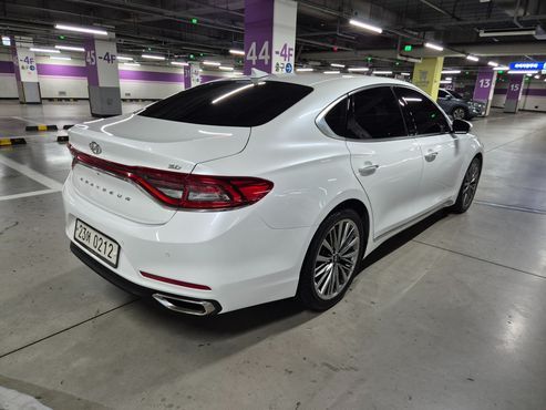 Hyundai Grandeur 2.4 Premium Special — пробег 187 335 км — фото 3 из 5