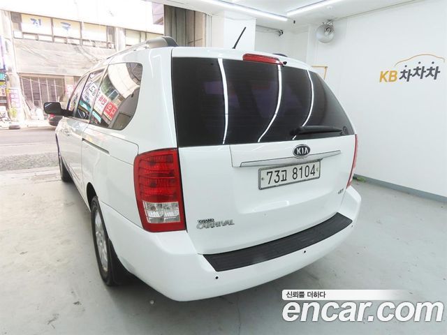 Kia Carnival Grand Carnival GLX Luxury — пробег 141 055 км — фото 4 из 5