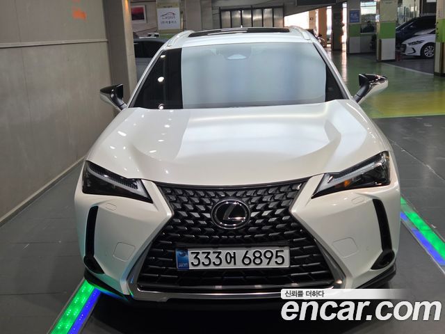 Lexus UX из Кореи Encar