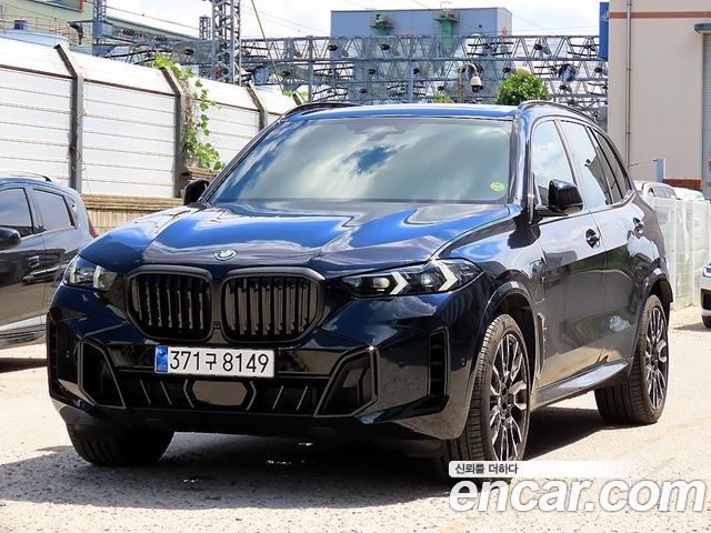 BMW X5 xDrive 50e M Sport — пробег 21 191 км — фото 2 из 5