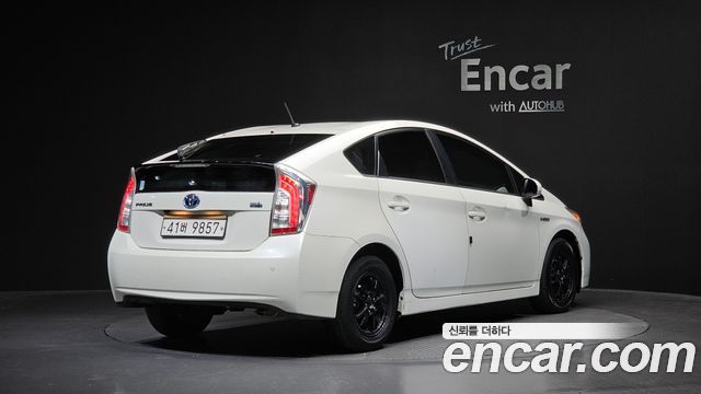 Toyota Prius из Кореи Encar