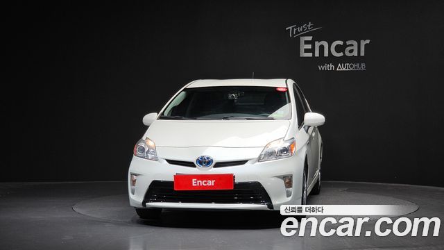 Toyota Prius из Кореи Encar