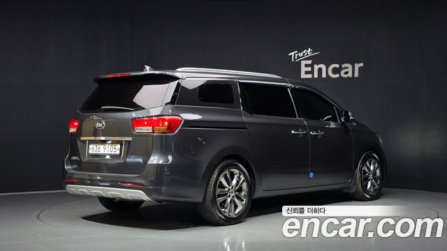 Kia Carnival из Кореи Encar