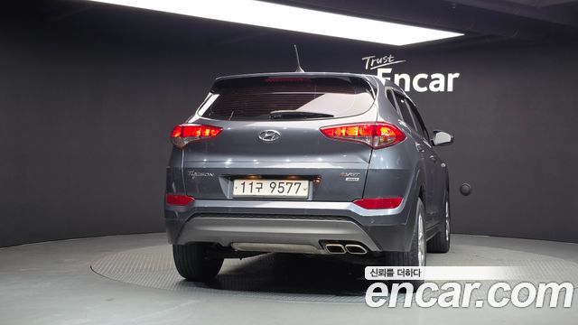 Hyundai Tucson Diesel 2.0 4WD Style — пробег 197 146 км — фото 4 из 5