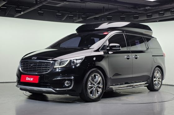 Kia Carnival 9-seater Hi-Limousine Prestige High roof — пробег 124 435 км — фото 1 из 5