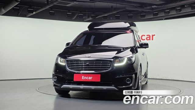 Kia Carnival 9-seater Hi-Limousine Prestige High roof — пробег 124 435 км — фото 3 из 5
