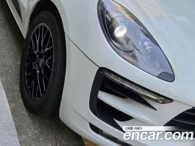 Porsche Macan из Кореи Encar