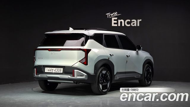 Kia Seltos из Кореи Encar