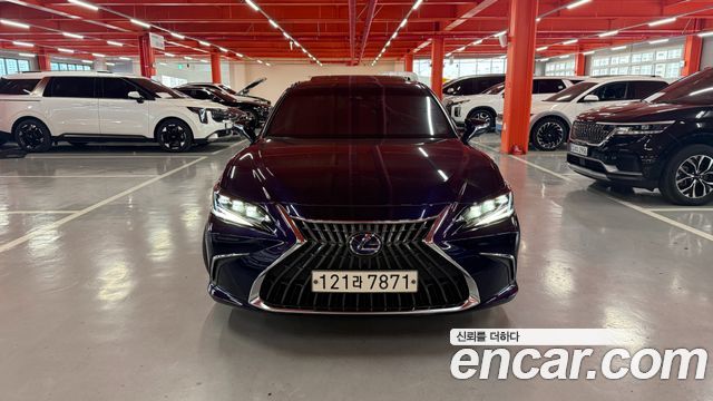 Lexus ES Executive — пробег 6 554 км — фото 3 из 5