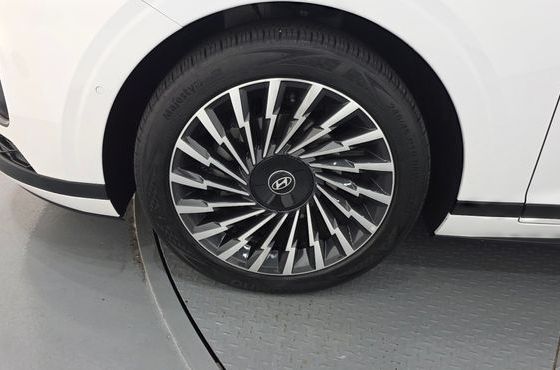 Hyundai Grandeur Honors — пробег 13 451 км — фото 5 из 5
