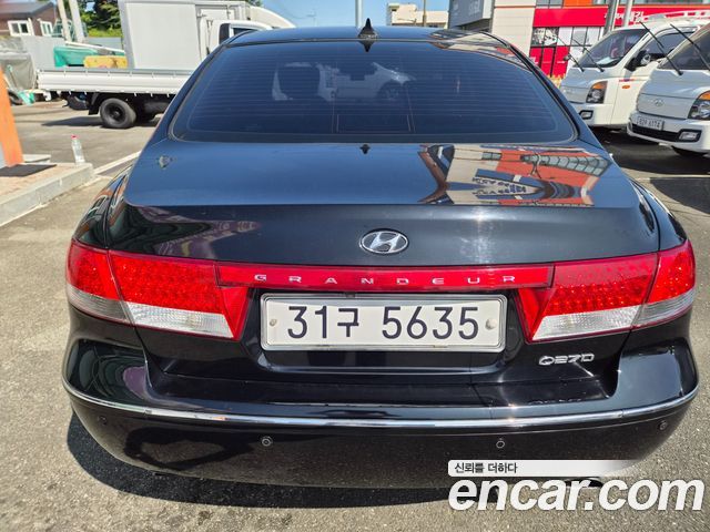 Hyundai Grandeur Q270 Luxury Standard — пробег 308 995 км — фото 4 из 5