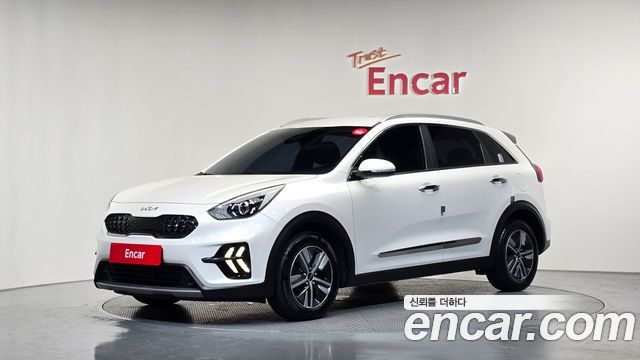 Kia Niro 1.6 HEV Prestige — пробег 97 039 км — фото 1 из 5