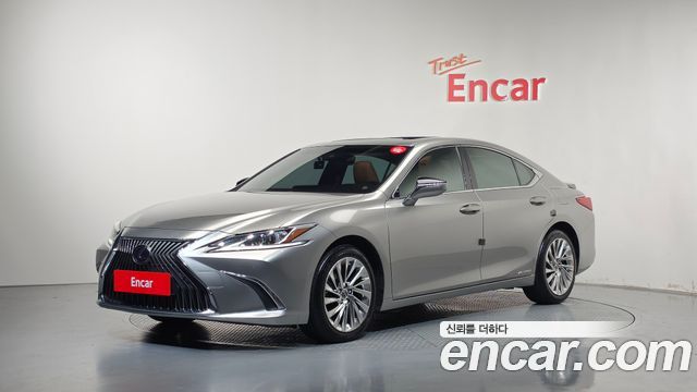 Lexus ES Luxury Plus — пробег 63 450 км — фото 1 из 5
