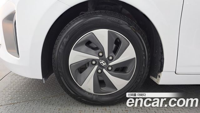 Hyundai Ioniq из Кореи Encar