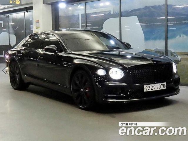 Bentley Flying Spur 4.0 S — пробег 70 913 км — фото 1 из 5
